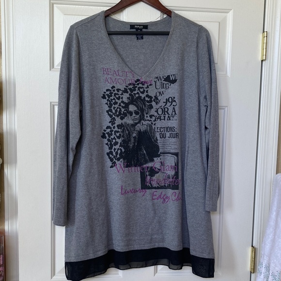 Style & Co. Gray and Black Graphic Long Sleeve Top - Picture 1 of 5